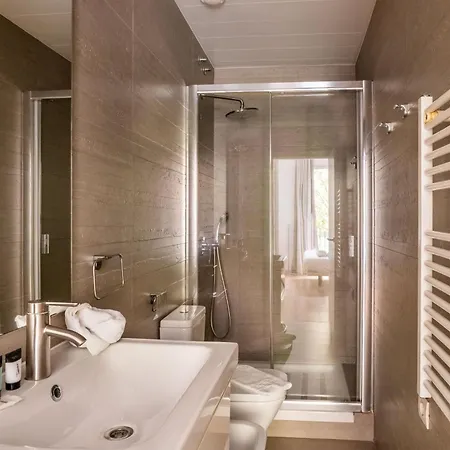 Paseo De Gracia Spacious 4bd - 4bth Apartamento *