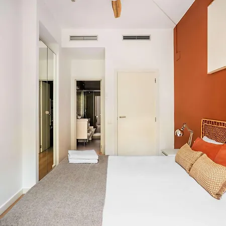 The Collection - Paseo De Gracia Spacious 4bd - 4bth *