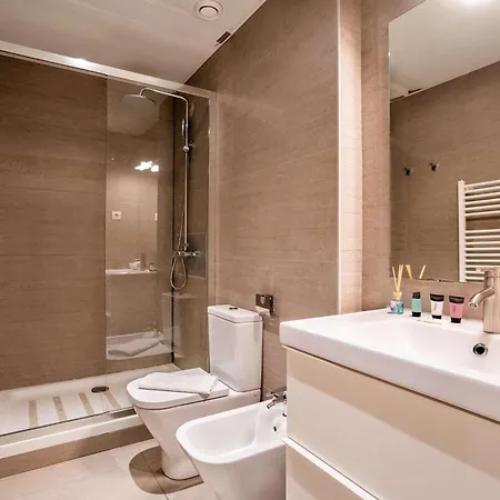 Apartamento Paseo De Gracia Spacious 4bd - 4bth *