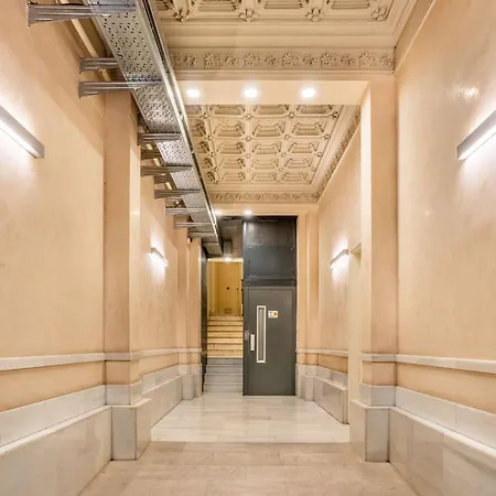 Paseo De Gracia Spacious 4bd - 4bth Apartamento *