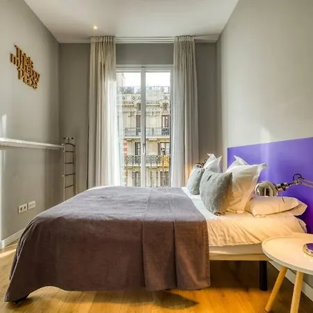 דירה Paseo De Gracia Spacious 4bd - 4bth